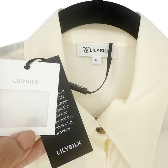 Elegant Cream Button Down Shirt for Women - Picture 5 of 10